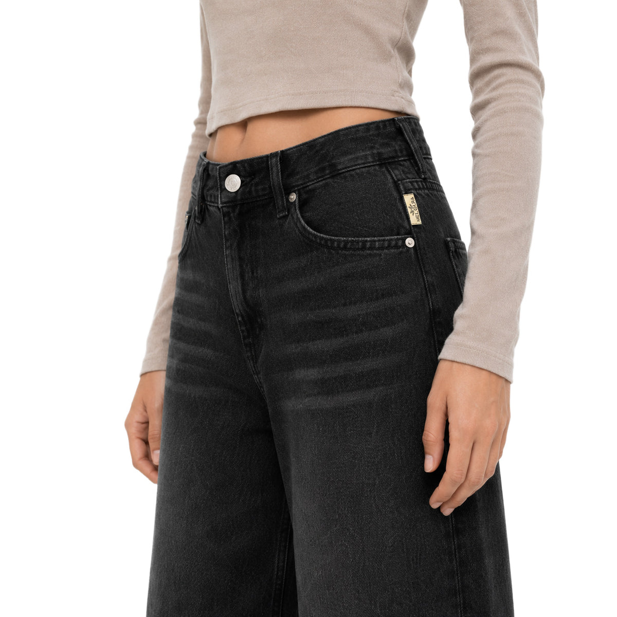 Meloura pants offer